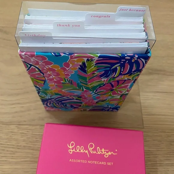 Lilly Pulitzer Note Card Set of 20 New in Box - Picture 2 of 5